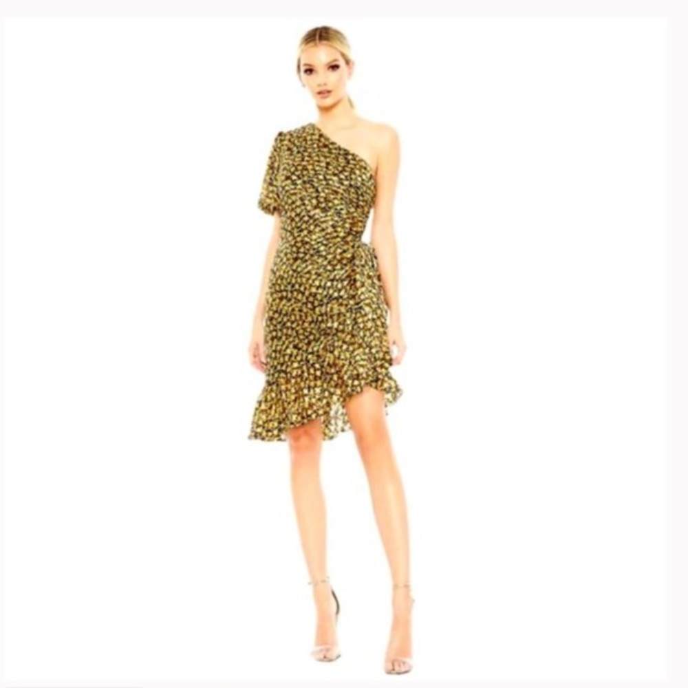 NWT MAC DUGGAL Floral Draped One-Shoulder Dress Size 6